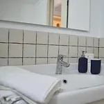 Domus Apartment Geata