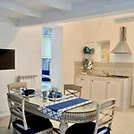 Apartment Domus *